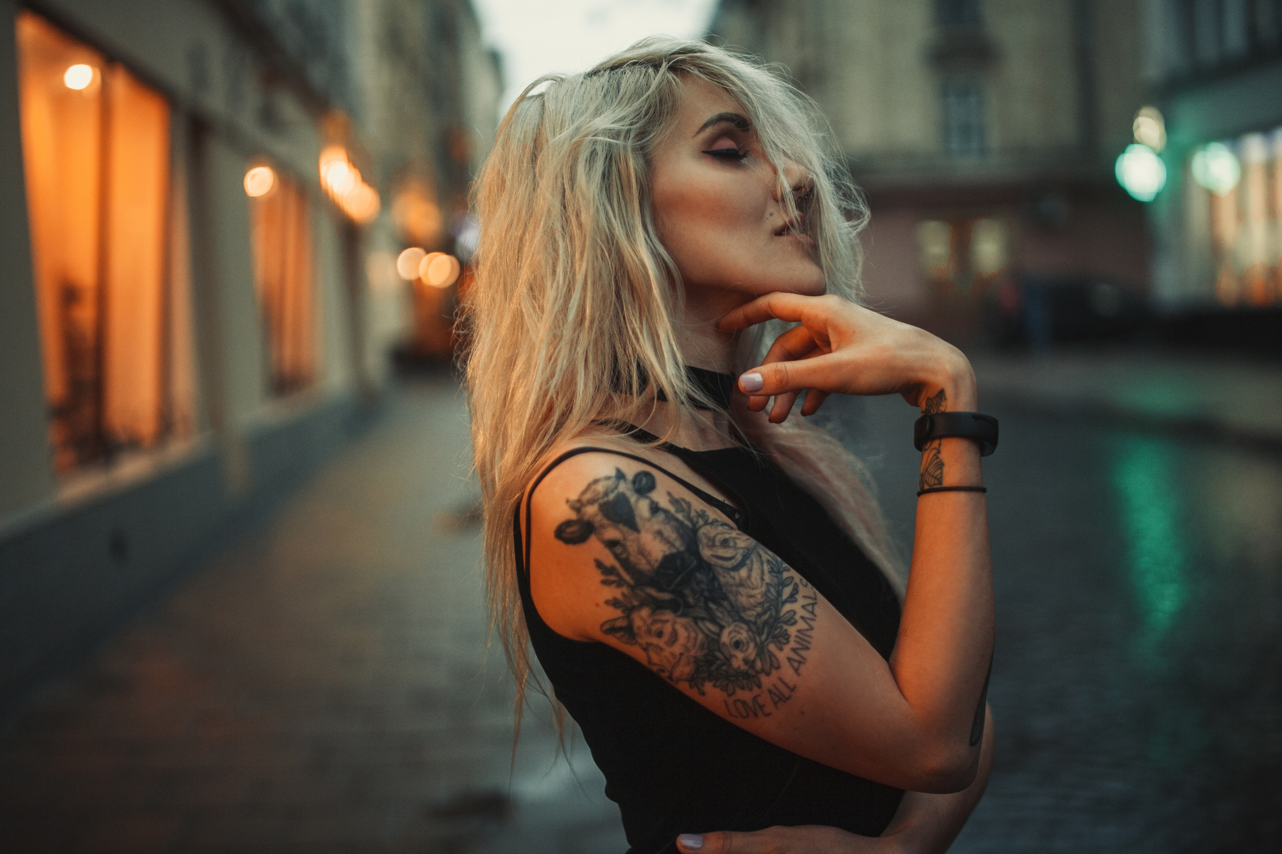 Tatuaż tymczasowy z własną grafiką to unikalny sposób na wyrażenie siebie